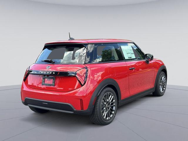 new 2025 MINI Hardtop car, priced at $35,595