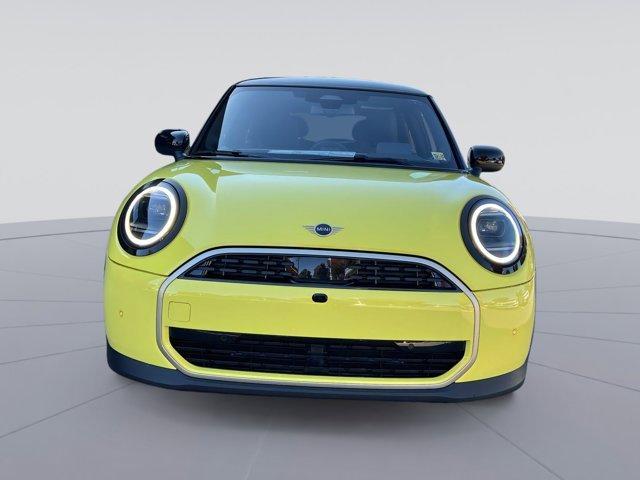 new 2025 MINI Hardtop car, priced at $35,095