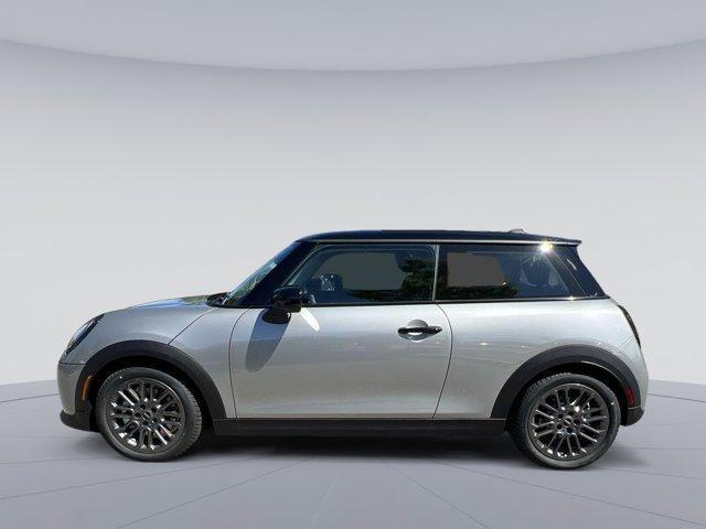 new 2025 MINI Hardtop car, priced at $36,675