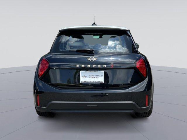 new 2025 MINI Hardtop car, priced at $38,975