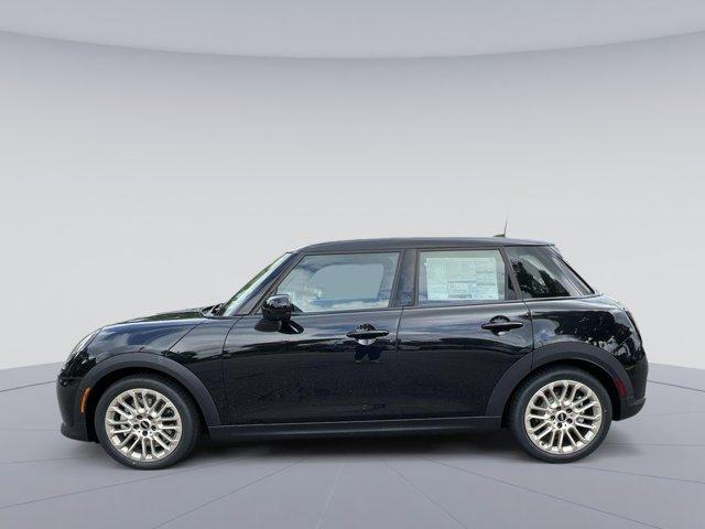 new 2025 MINI Hardtop car, priced at $39,380