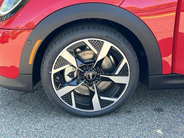 new 2025 MINI Hardtop car, priced at $38,775
