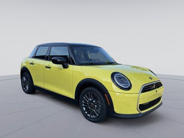 new 2025 MINI Hardtop car, priced at $39,775