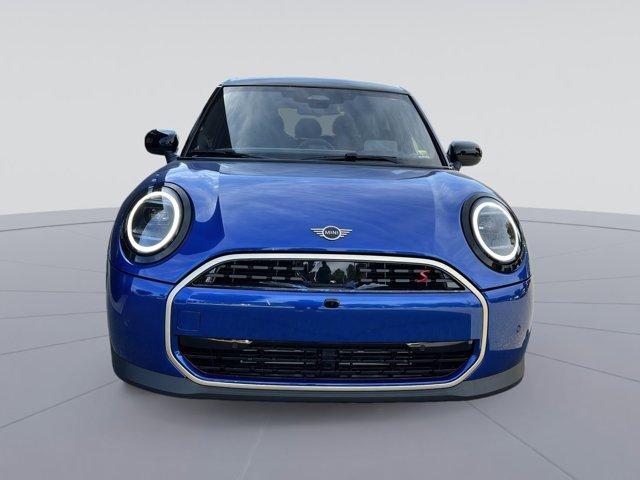 new 2025 MINI Hardtop car, priced at $39,380