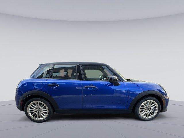 new 2025 MINI Hardtop car, priced at $39,380