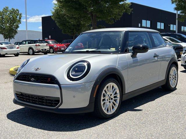 used 2025 MINI Hardtop car