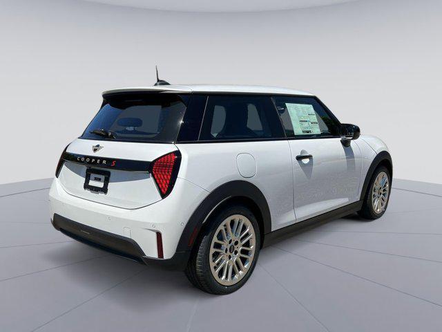 new 2025 MINI Hardtop car, priced at $35,595