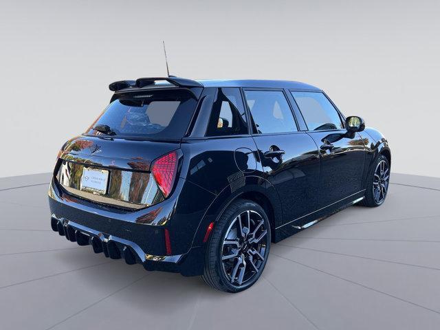 new 2025 MINI Hardtop car, priced at $41,045