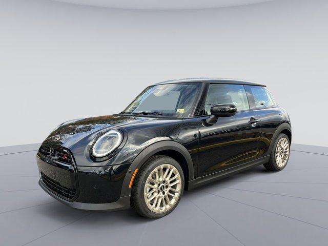 new 2025 MINI Hardtop car, priced at $37,380