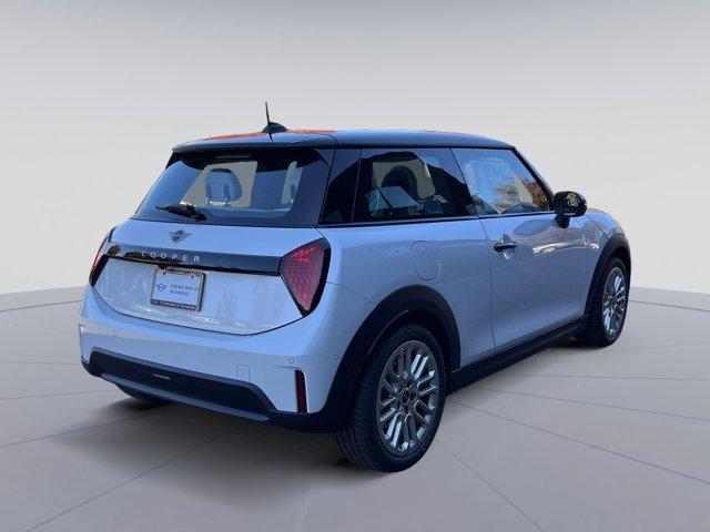 new 2025 MINI Hardtop car, priced at $35,045