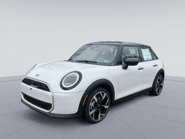 new 2026 MINI Hardtop car, priced at $40,325
