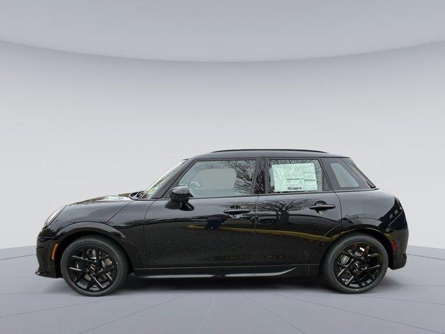 new 2025 MINI Hardtop car, priced at $40,830