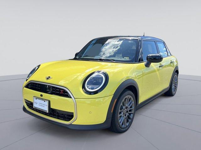 new 2025 MINI Hardtop car, priced at $39,370