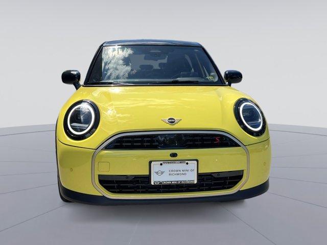 new 2025 MINI Hardtop car, priced at $39,370