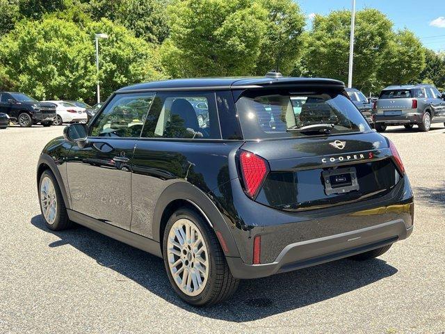 new 2025 MINI Hardtop car, priced at $37,295