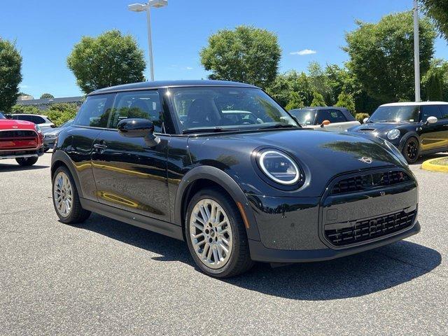 new 2025 MINI Hardtop car, priced at $37,295