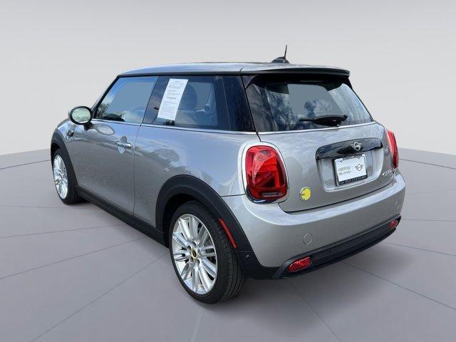 used 2024 MINI SE Hardtop car, priced at $24,391