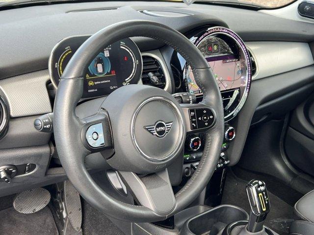 used 2024 MINI SE Hardtop car, priced at $24,391