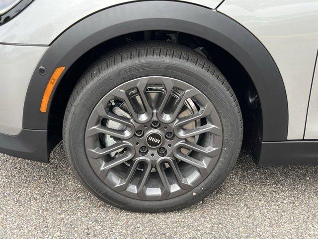 new 2025 MINI Hardtop car, priced at $38,110