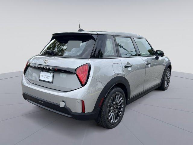 new 2025 MINI Hardtop car, priced at $38,110