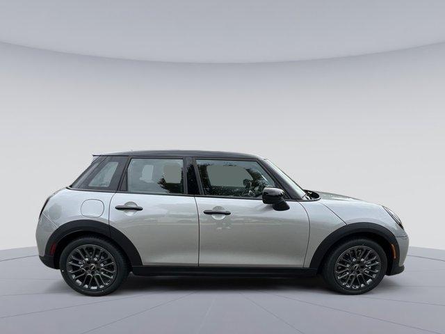 new 2025 MINI Hardtop car, priced at $38,110