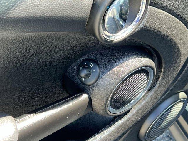 used 2011 MINI Cooper car