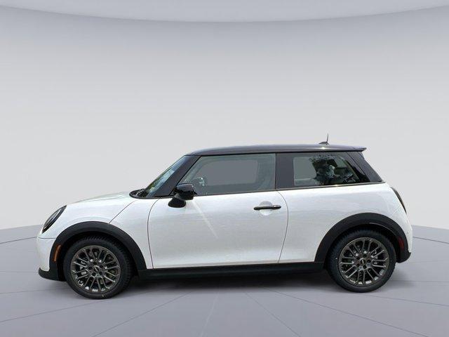 new 2025 MINI Hardtop car, priced at $35,595