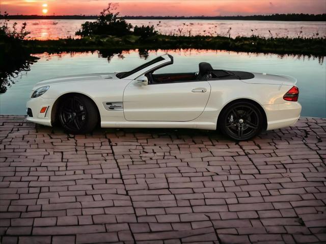 used 2009 Mercedes-Benz SL-Class car, priced at $24,995