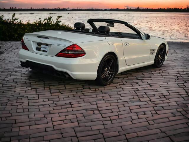 used 2009 Mercedes-Benz SL-Class car, priced at $24,995