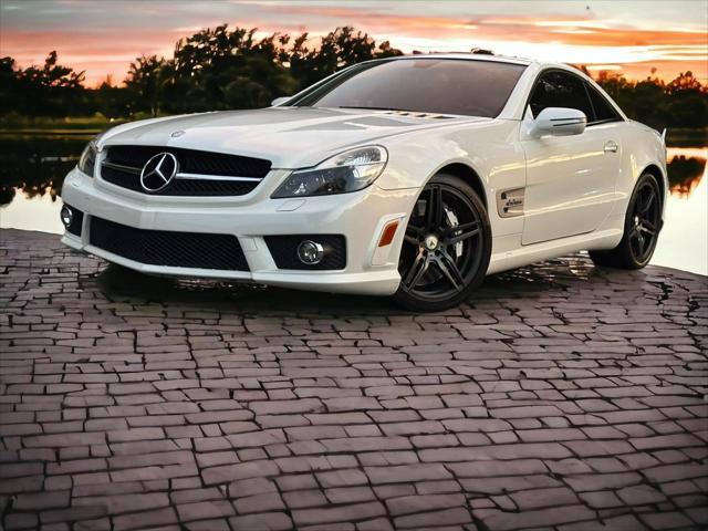 used 2009 Mercedes-Benz SL-Class car, priced at $24,995