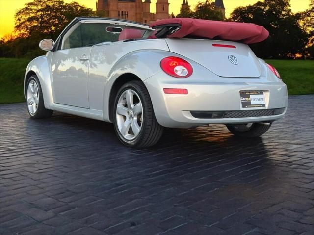 used 2009 Volkswagen New Beetle car, priced at $9,595