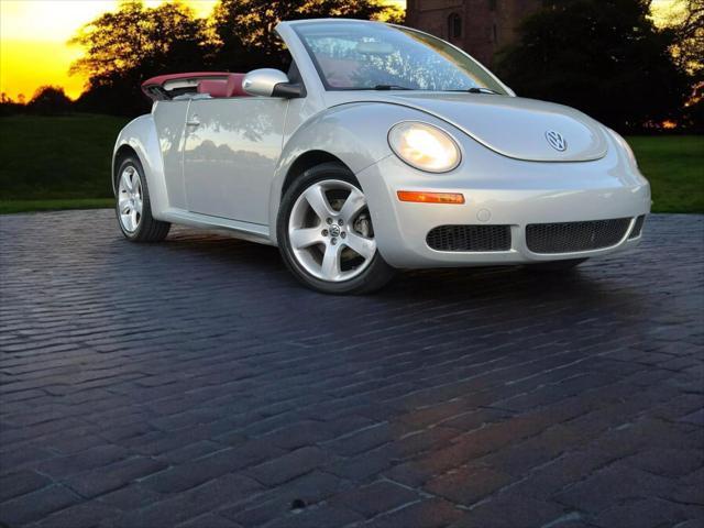 used 2009 Volkswagen New Beetle car, priced at $9,595