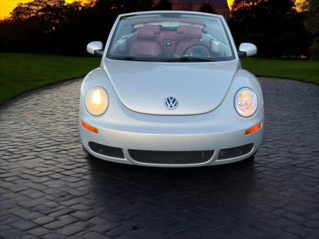 used 2009 Volkswagen New Beetle car, priced at $9,595