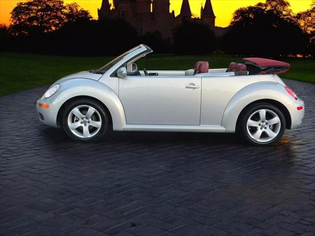 used 2009 Volkswagen New Beetle car, priced at $9,595