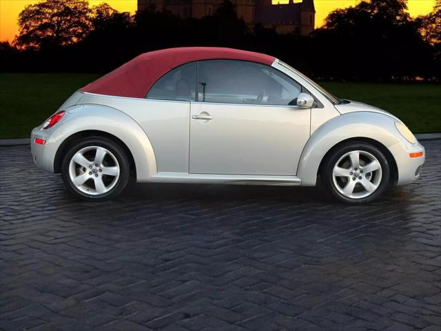 used 2009 Volkswagen New Beetle car, priced at $9,595