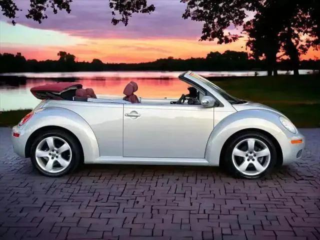 used 2009 Volkswagen New Beetle car, priced at $13,495