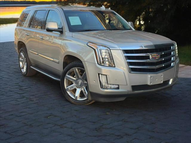 used 2017 Cadillac Escalade car, priced at $25,995