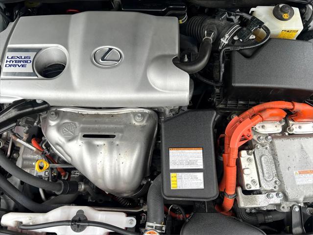 used 2018 Lexus ES 300h car, priced at $24,988