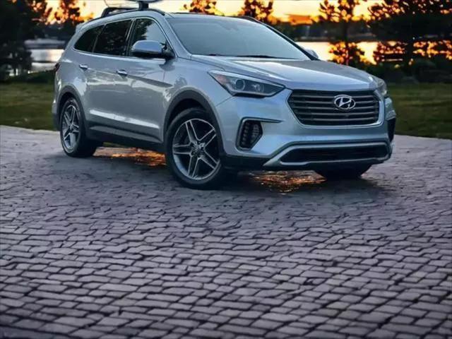 used 2018 Hyundai Santa Fe car, priced at $15,888