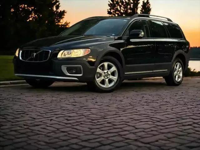 used 2009 Volvo XC70 car, priced at $5,695