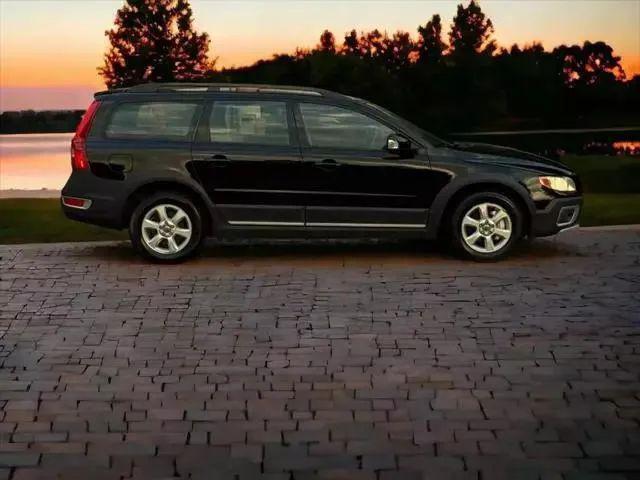 used 2009 Volvo XC70 car, priced at $5,695