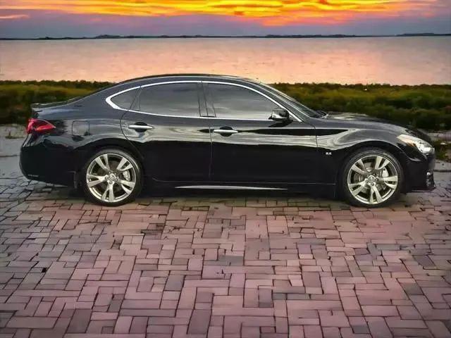 used 2015 INFINITI Q70 car, priced at $11,995