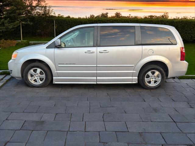 used 2008 Dodge Grand Caravan car, priced at $10,999