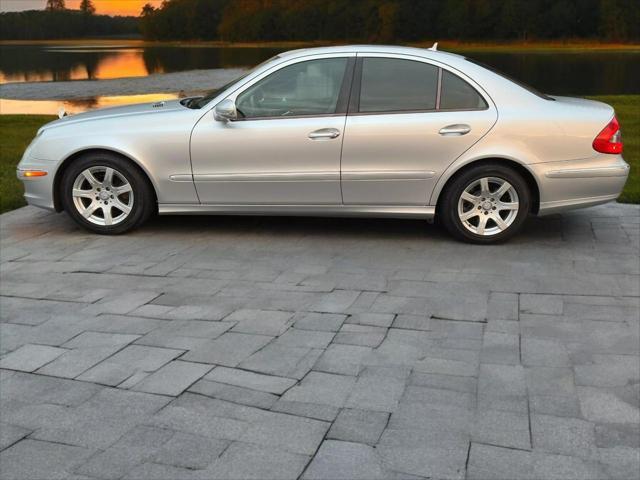 used 2009 Mercedes-Benz E-Class car, priced at $6,998