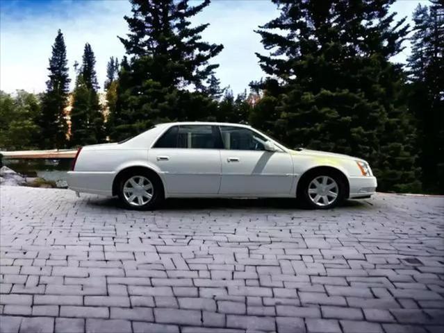 used 2006 Cadillac DTS car, priced at $4,988