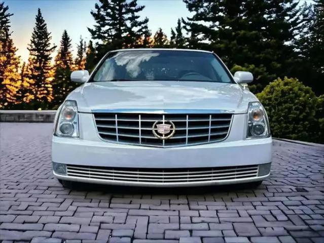 used 2006 Cadillac DTS car, priced at $4,988