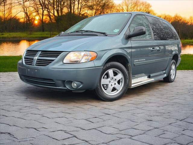 used 2007 Dodge Grand Caravan car, priced at $14,998