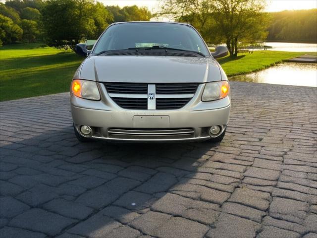 used 2007 Dodge Grand Caravan car, priced at $13,495