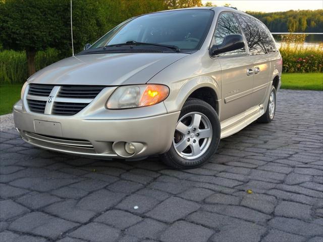 used 2007 Dodge Grand Caravan car, priced at $13,495