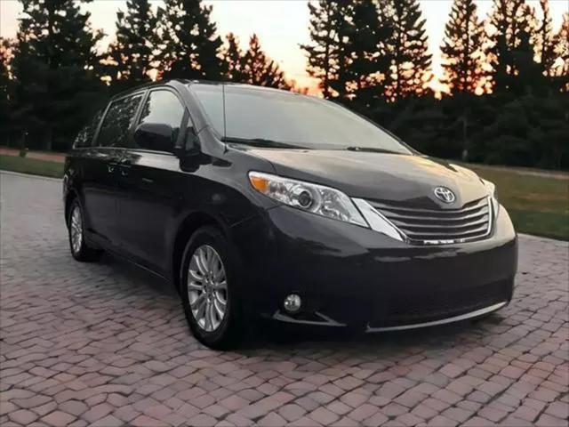 used 2013 Toyota Sienna car, priced at $21,995